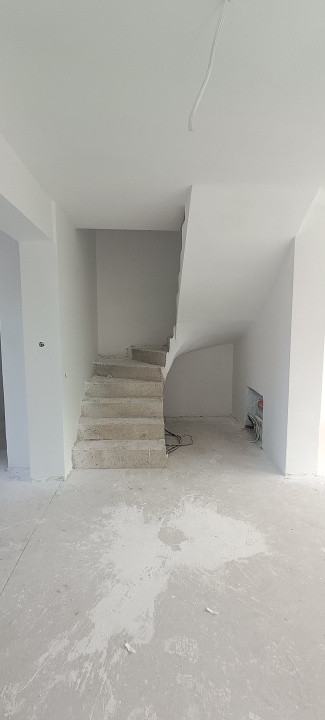 Duplex de vanzare Tropini-Rasinari