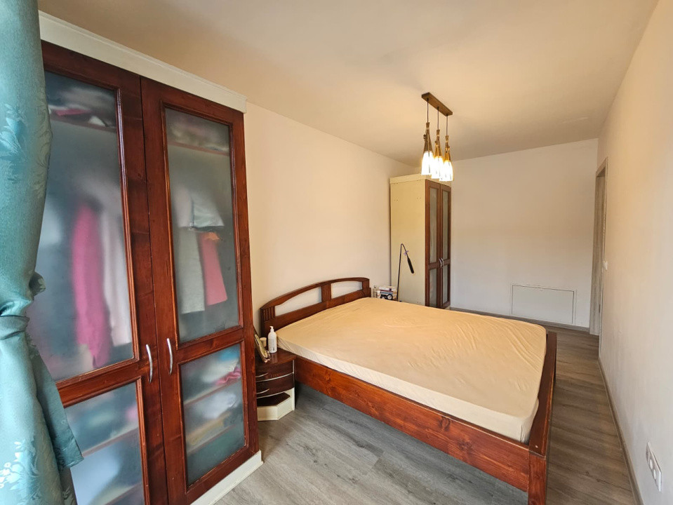 Casa 4 camere la pret de apartament