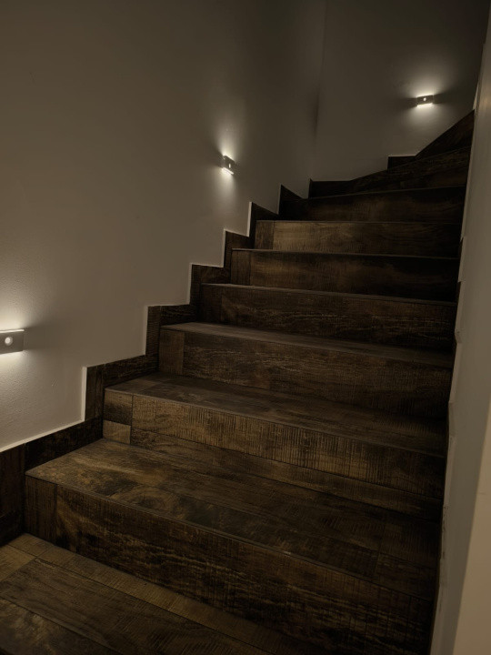 Casa 4 camere la pret de apartament