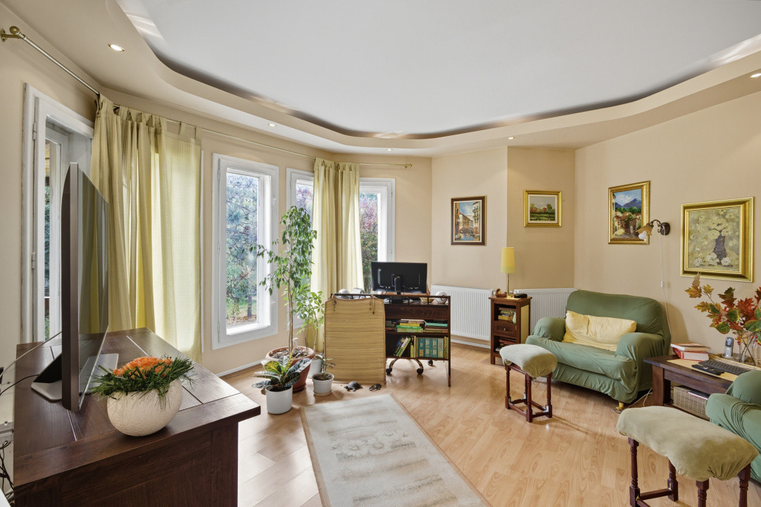 🌿 Colțul tău de natură la Snagov – Casa din lemn unde liniștea devine acasă