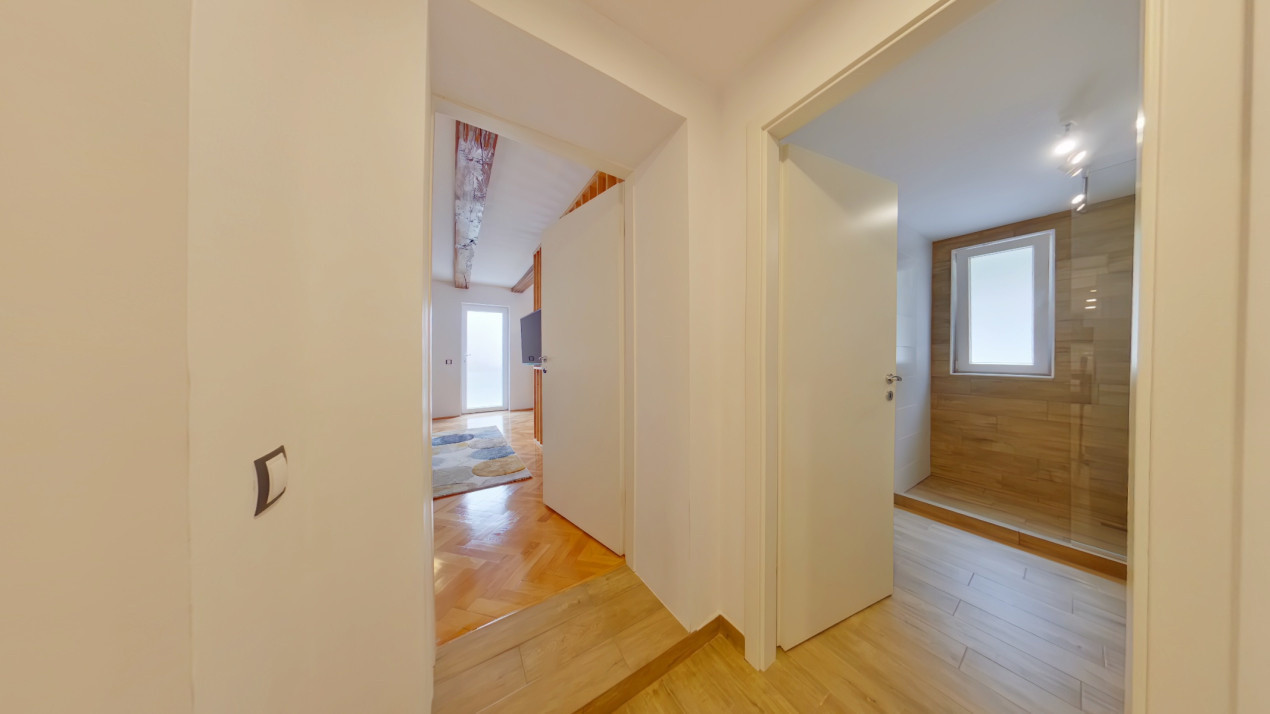 Inchiriere studio modern si complet mobilat in Schei
