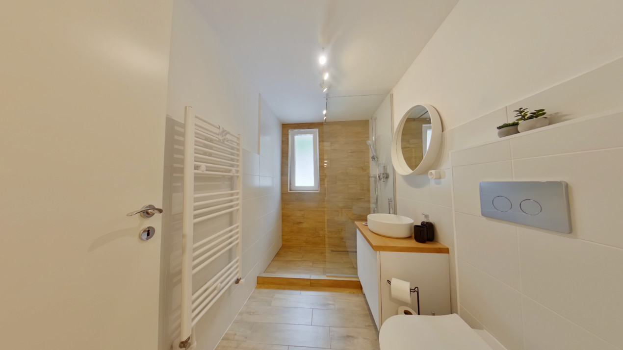 Inchiriere studio modern si complet mobilat in Schei