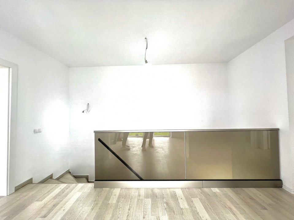 Casa 4 camere teren 301mp - garaj 3 bai terasa de vanzare Arhitectilor