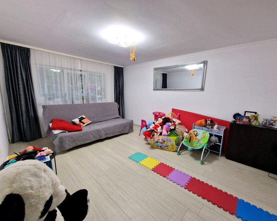 Apartament 3 camere Rovine, parter, disponibil imediat