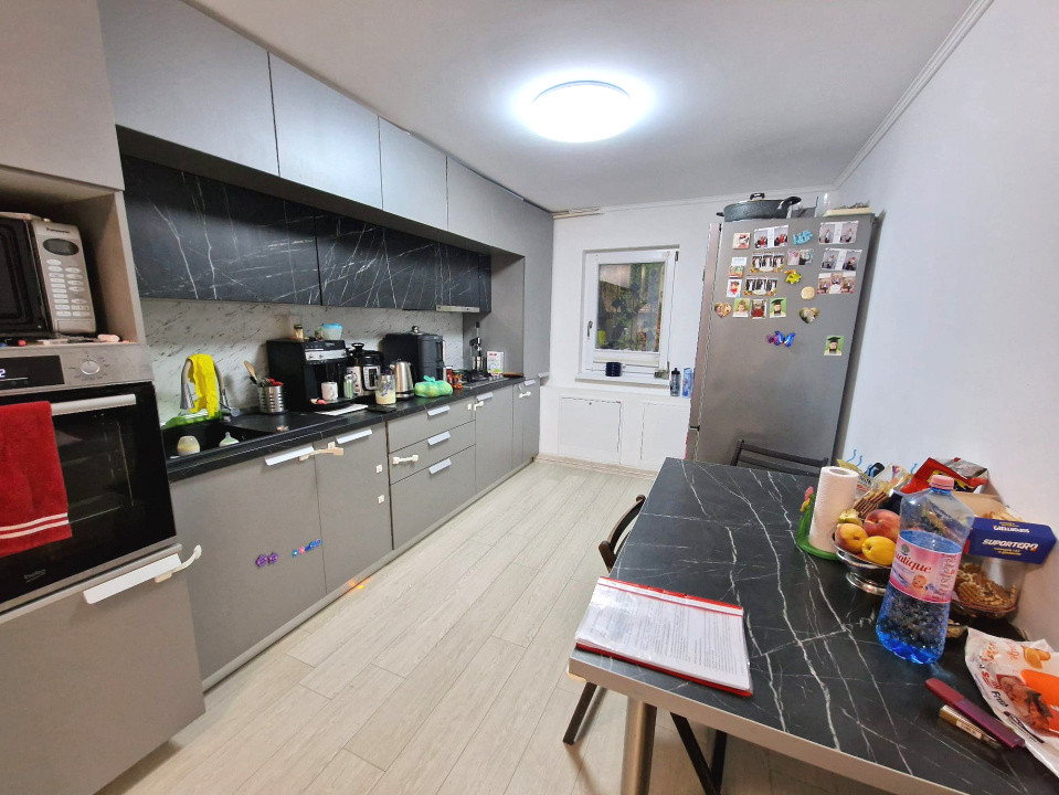 Apartament 3 camere Rovine, parter, disponibil imediat