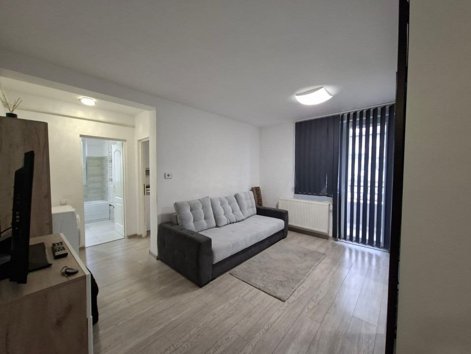 Studio modern de închiriat - complet mobilat și utillat 
