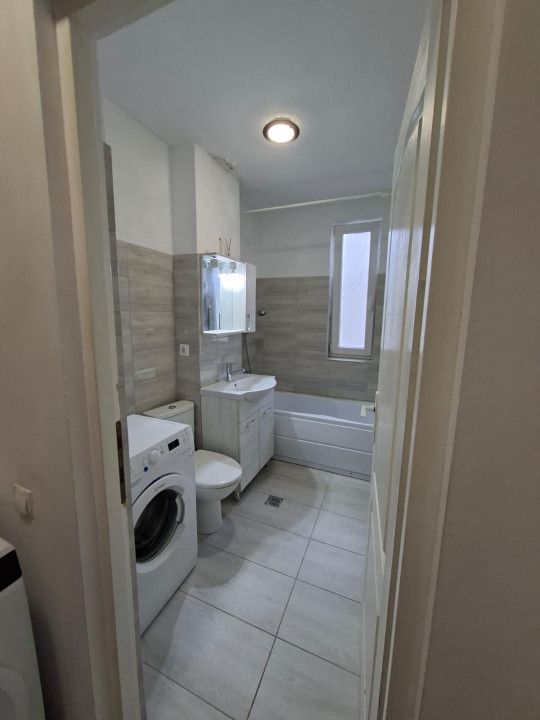 Studio modern de închiriat - complet mobilat și utillat 