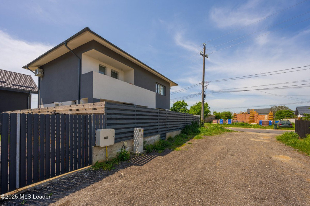 Casă modernă 3 dormitoare,140m,living generos, loc piscină-Balotești