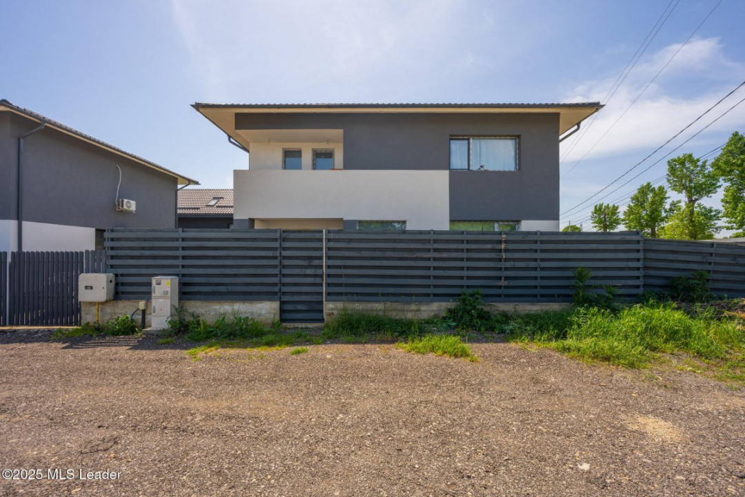 Casă modernă 3 dormitoare,140m,living generos, loc piscină-Balotești