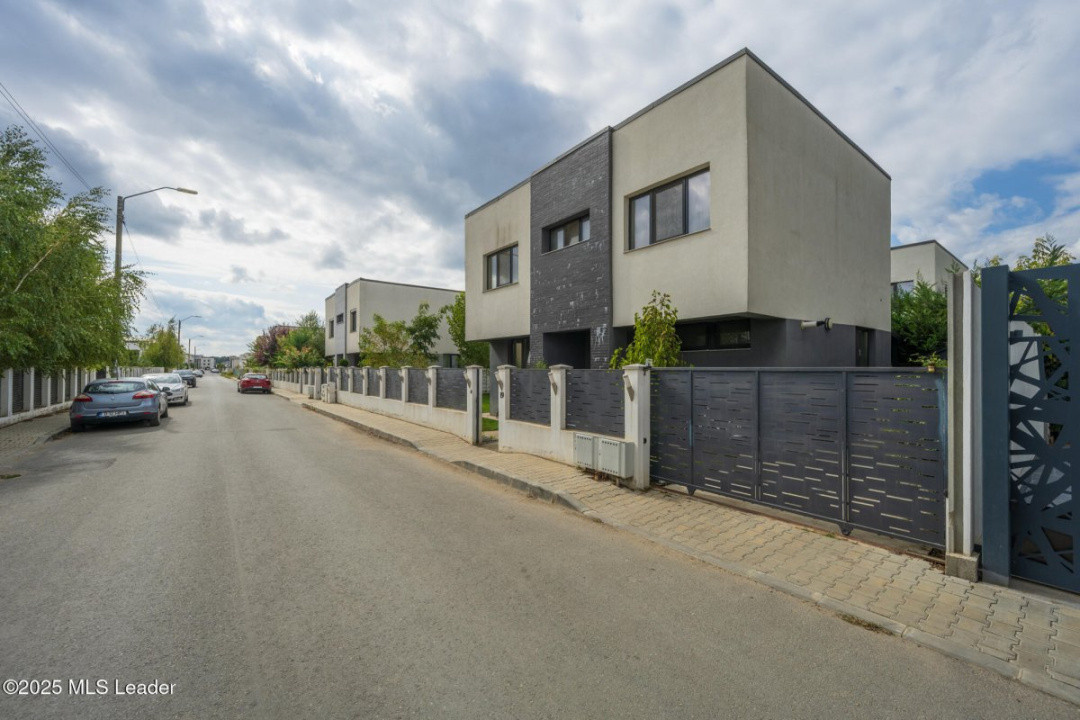 Casă modernă 4 camere,141m,living generos, curte verde, Tunari