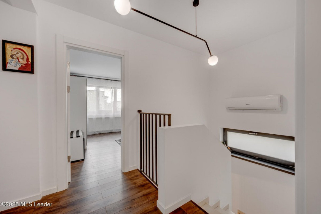 Casă modernă 4 camere,141m,living generos, curte verde, Tunari