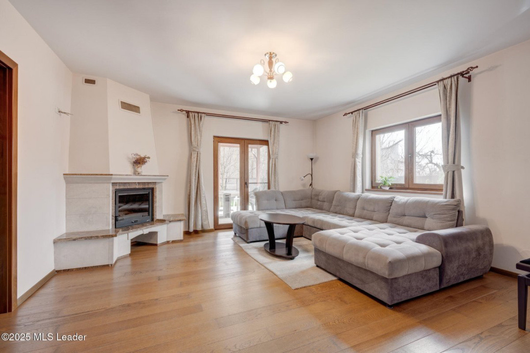 Vilă Impresionantă in Tunari - Spațiu, Confort și Eleganță!