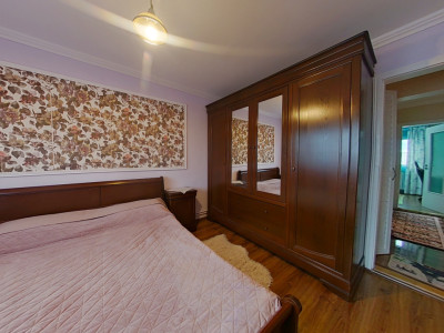 Apartament cu 3 camere/ 65 mp utili/ loc de parcare 