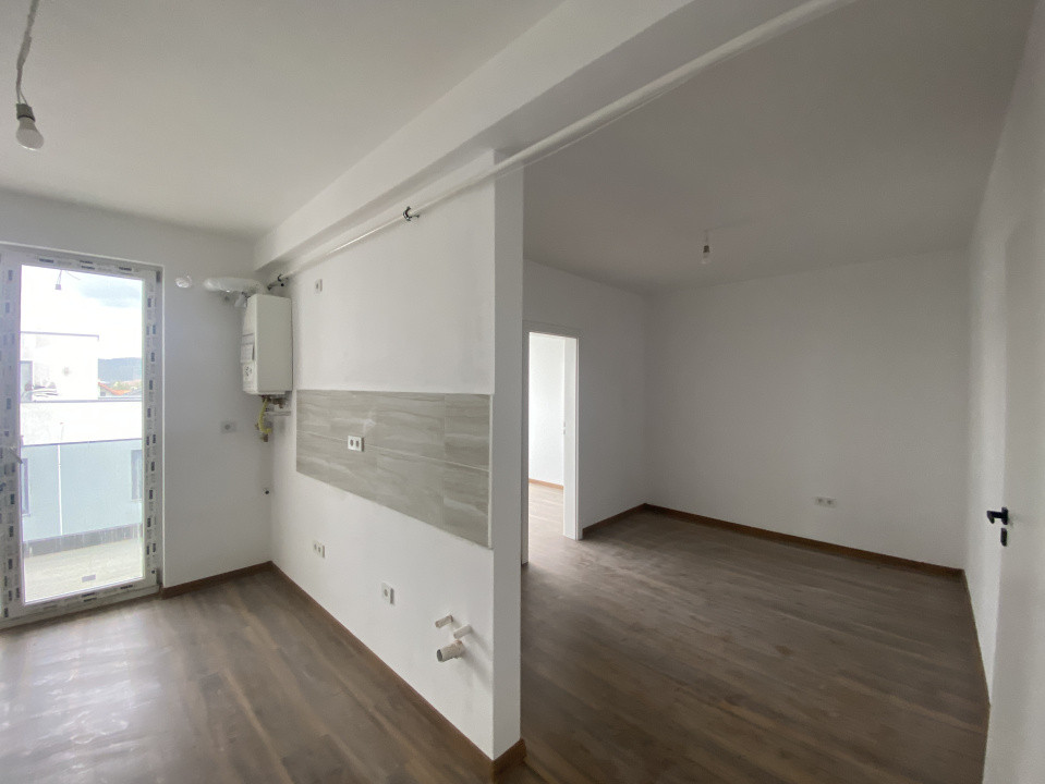 Apartament de vanzare 2 camere balcon si parcare Pictor Brana Selimbar