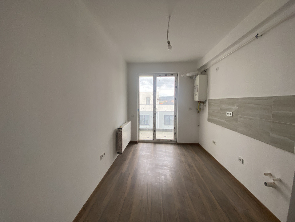 Apartament de vanzare 2 camere balcon si parcare Pictor Brana Selimbar