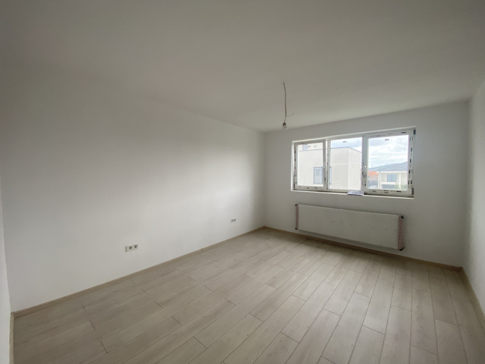 Apartament de vanzare 3 camere 80mp finisat la cheie etaj 1 intermediar