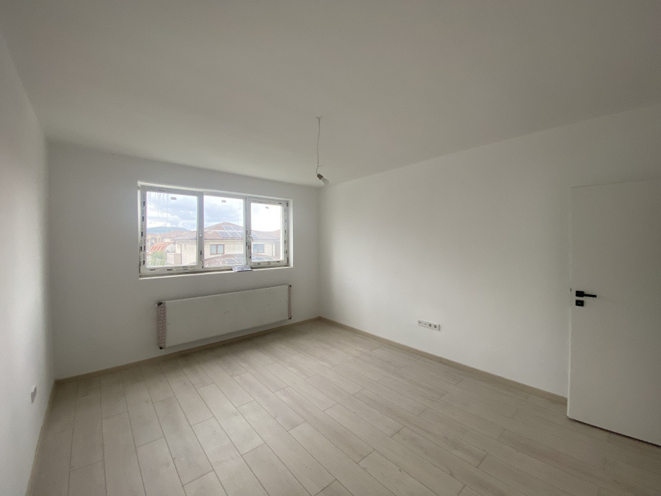 Apartament de vanzare 3 camere 80mp finisat la cheie etaj 1 intermediar