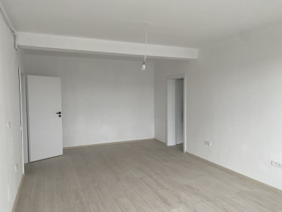 Apartament de vanzare 3 camere 72mp finisat la cheie etaj1 intermediar