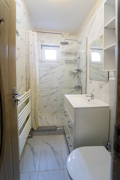 Apartament 2 camere mobilat-utilat, pivinta, strada Semaforului