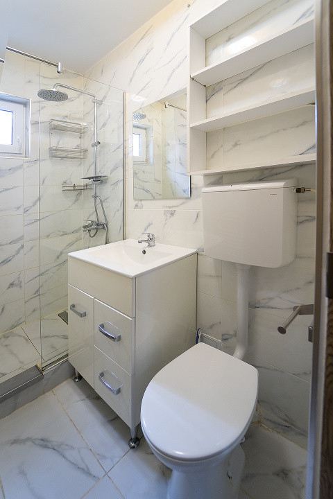 Apartament 2 camere mobilat-utilat, pivinta, strada Semaforului