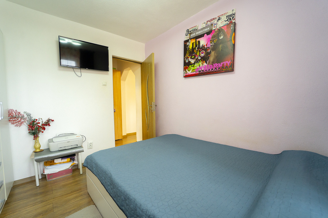 Apartament 2 camere mobilat-utilat, pivinta, strada Semaforului