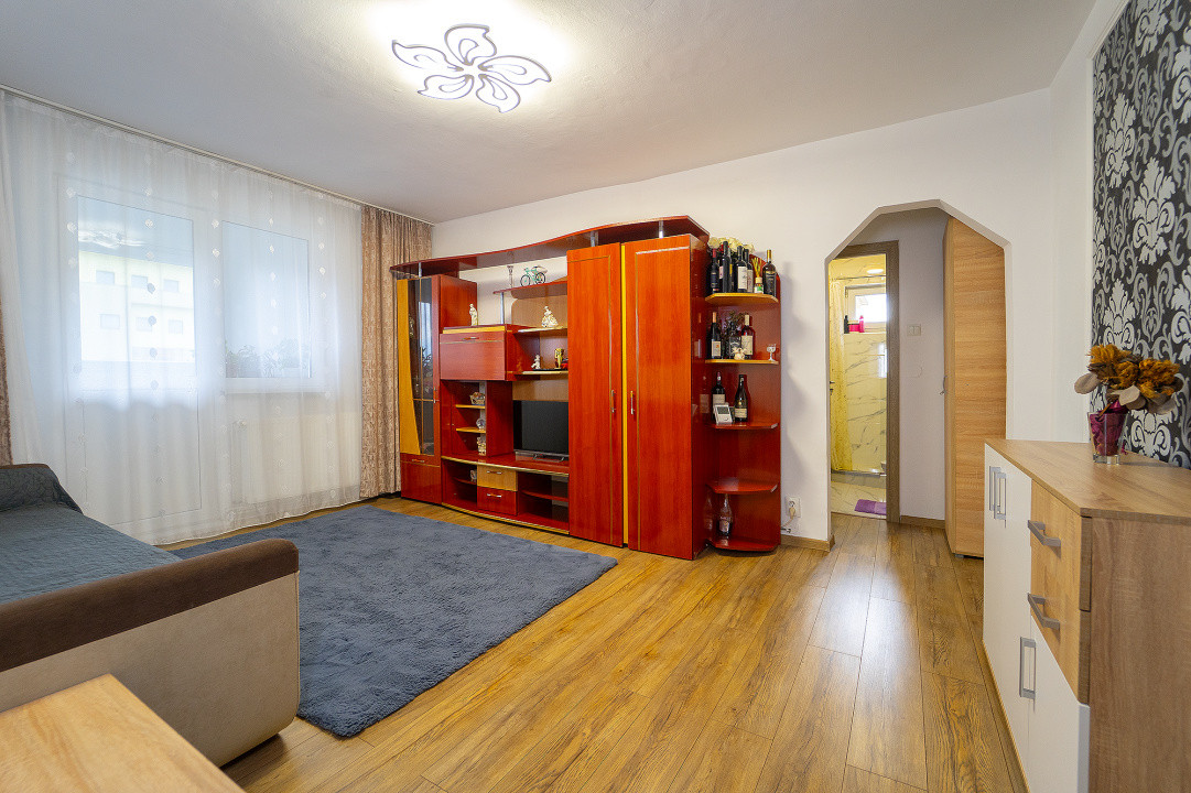 Apartament 2 camere mobilat-utilat, pivinta, strada Semaforului