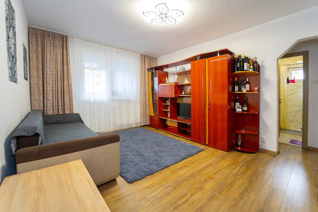 Apartament 2 camere mobilat-utilat, pivinta, strada Semaforului