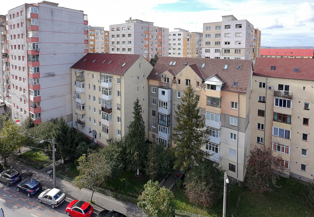 Apartament 2 camere mobilat-utilat, pivinta, strada Semaforului