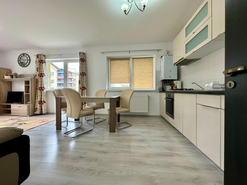 De inchiriat, apartament utilat si mobilat cu 3 camere!