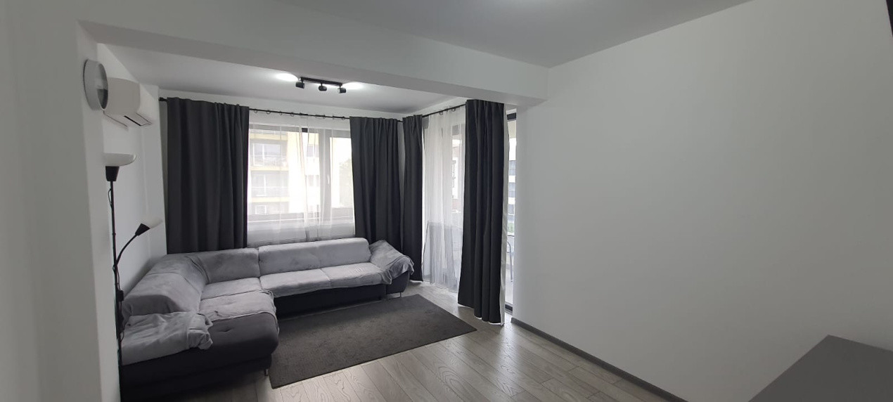 De inchiriat apartament cu 3 camere, mobilat, in cartierul Tractorul!