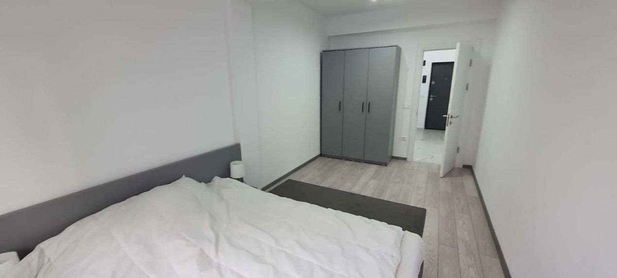 De inchiriat apartament cu 3 camere, mobilat, in cartierul Tractorul!