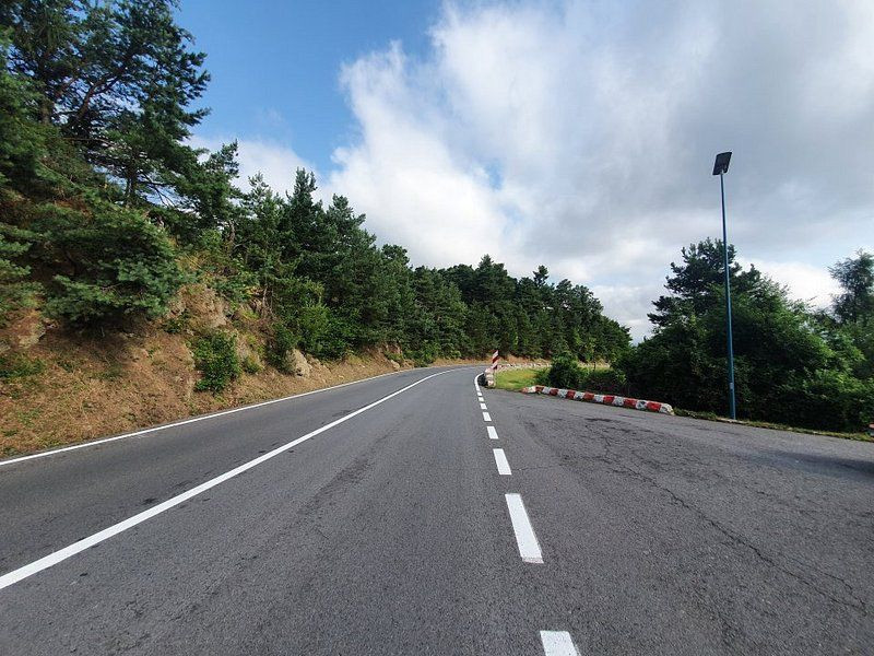 Teren cu priveliste superba si deschidere la drumul de Poiana Brasov