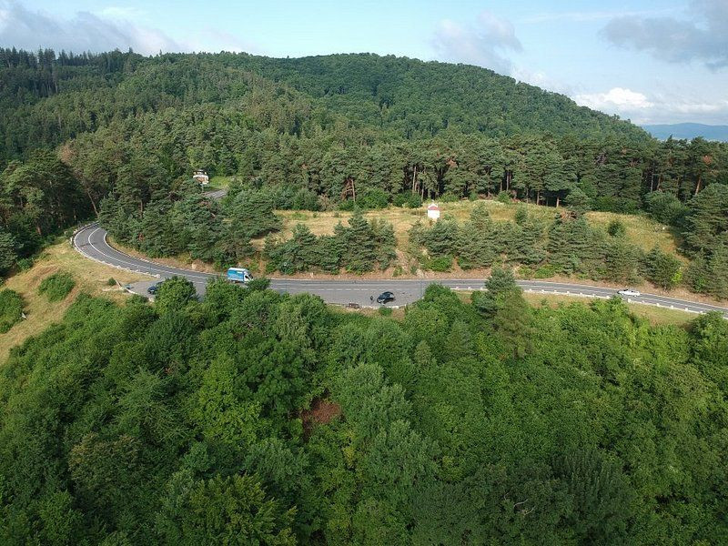 Teren cu priveliste superba si deschidere la drumul de Poiana Brasov