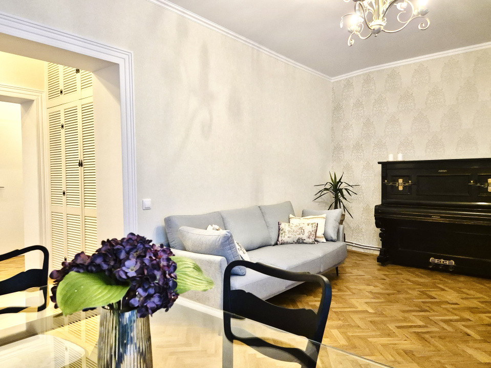 Zonă centrală - apartament 3 camere de închiriat, pet friendly 
