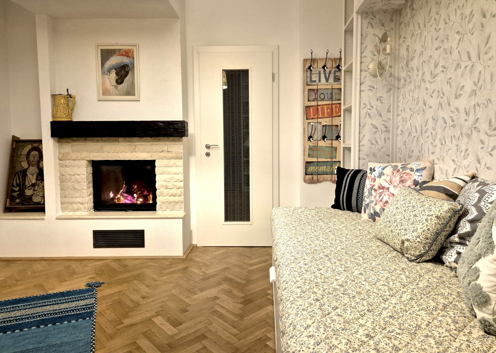 Zonă centrală - apartament 3 camere de închiriat, pet friendly 
