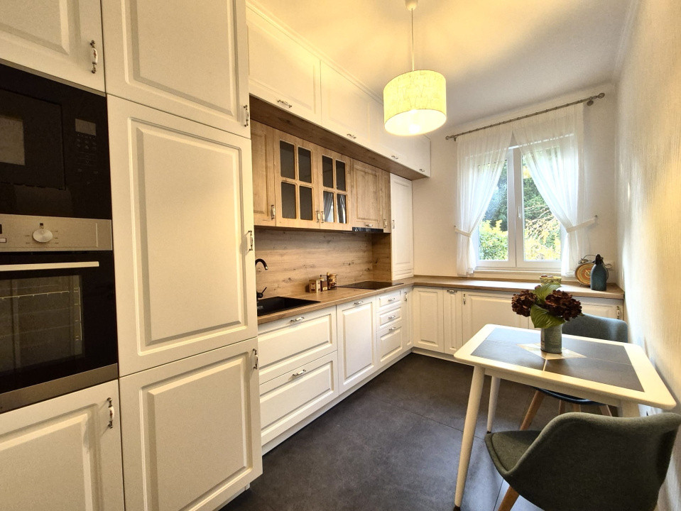 Zonă centrală - apartament 3 camere de închiriat, pet friendly 