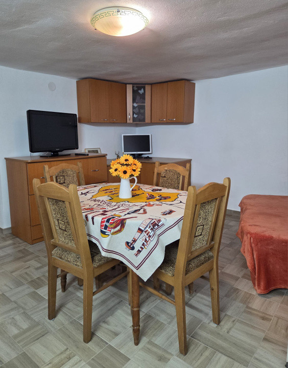 Apartament 2 camere la casa