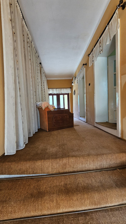 Casa cu poveste si potential – locul perfect pentru un nou inceput in Seica Mare