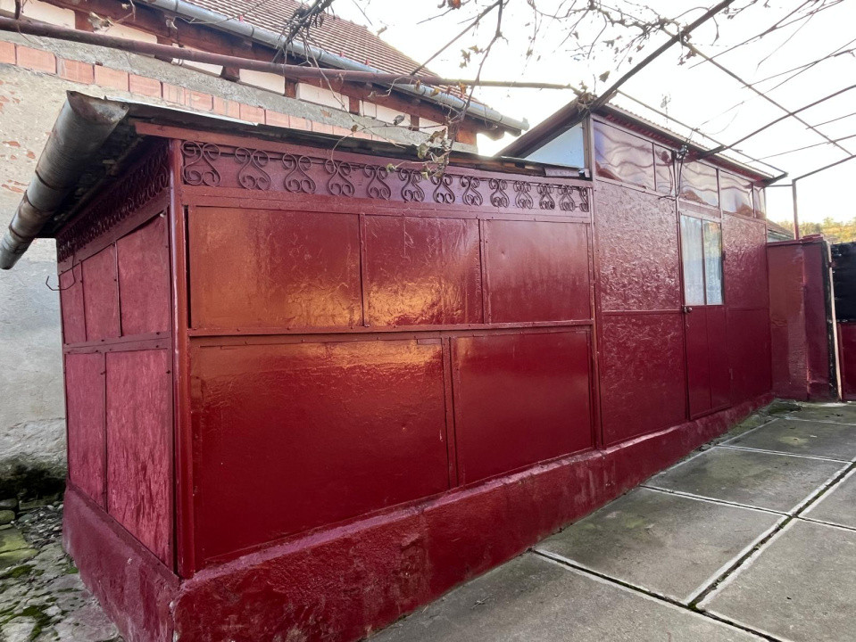 Casa cu poveste si potential – locul perfect pentru un nou inceput in Seica Mare