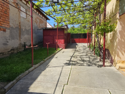Casa cu poveste si potential – locul perfect pentru un nou inceput in Seica Mare