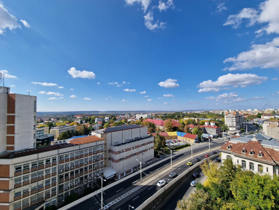  DE VANZARE, Apartament 3 camere, Inima orașului 