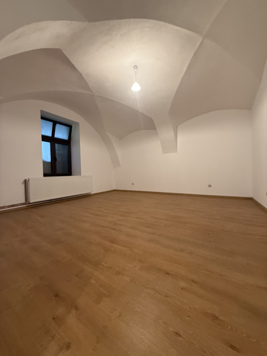 Spatiu comercial de inchiriat- General Magheru