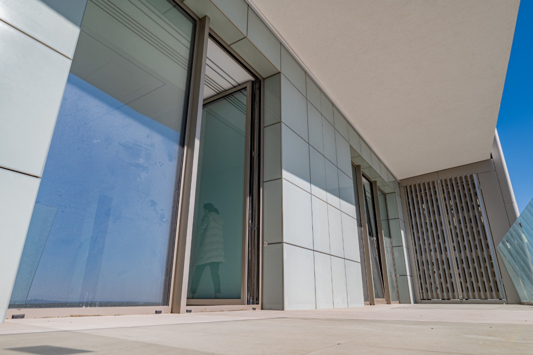  MAMAIA- Apartament premium  de vanzare cu 2 camere 