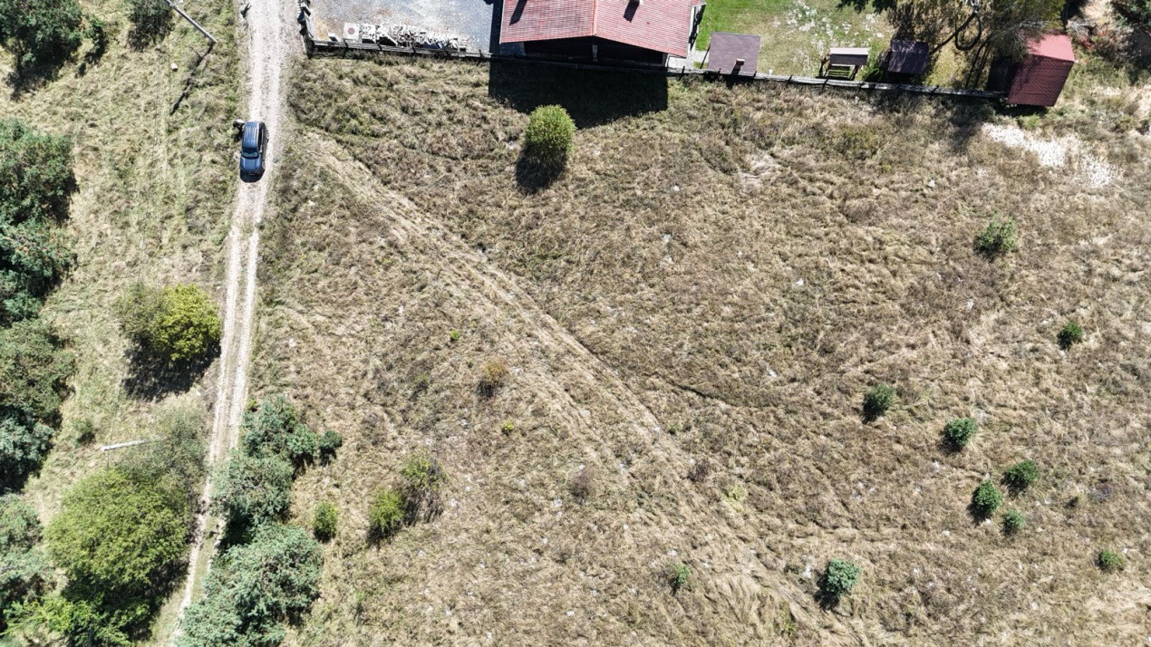 Colţ de rai la 35 km de Braşov – teren intravilan cu utilităţi Valea Bozomului