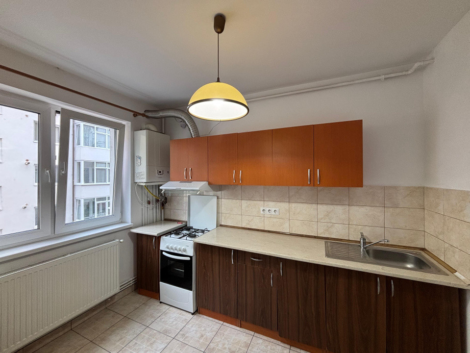 Apartament 2 camere -zona Penny Ciresica