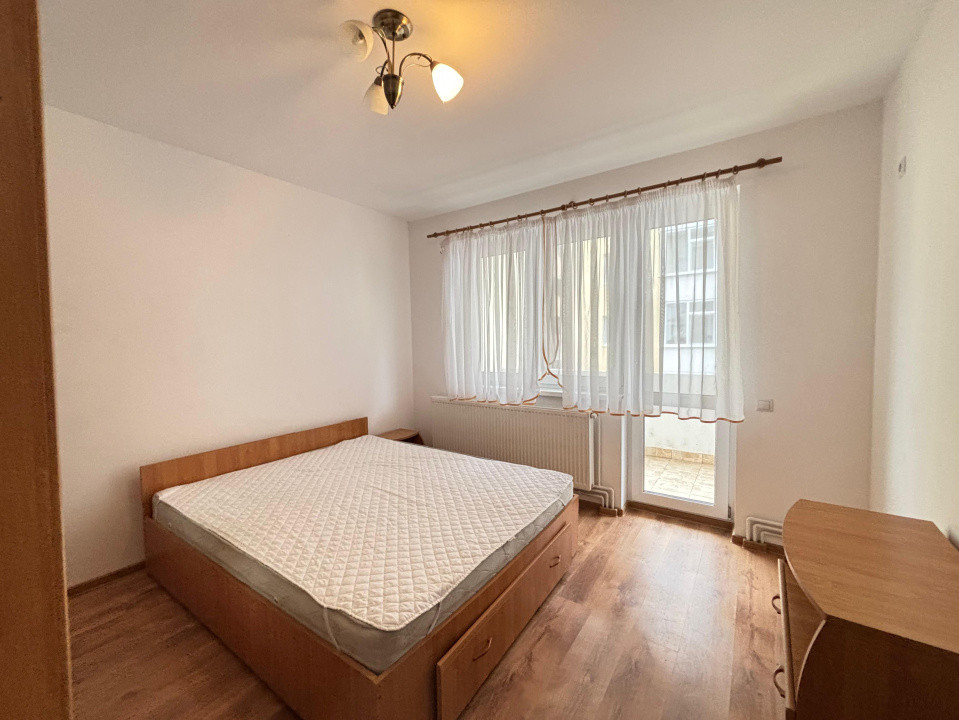 Apartament 2 camere -zona Penny Ciresica
