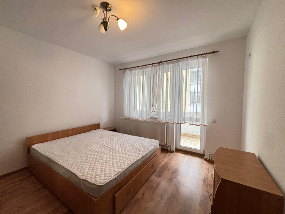 Apartament 2 camere -zona Penny Ciresica