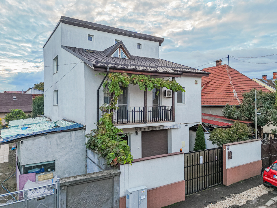 Casa individuala cu 5 camere, de vanzare, in Brasov, zona Bartolomeu!