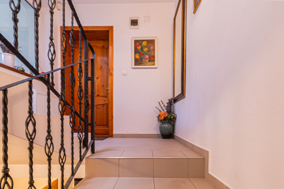Casa individuala cu 5 camere, de vanzare, in Brasov, zona Bartolomeu!