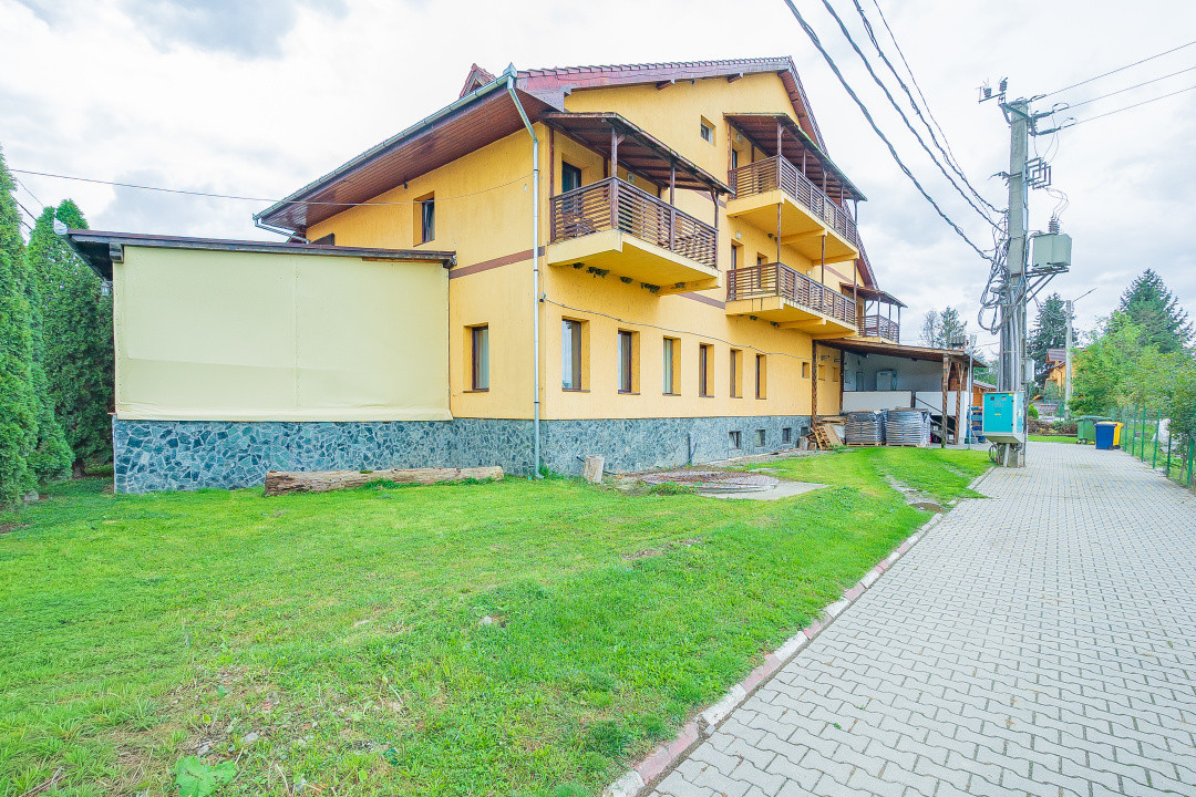 Pensiune cu restaurant, terasa, 14 camere, oportunitate de investitie turistica